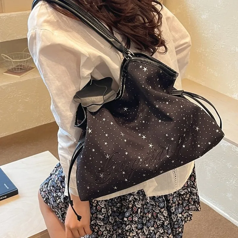 Travel Accessories Tech - Kadın Yıldız Desenli Omuz Çantası Büyük