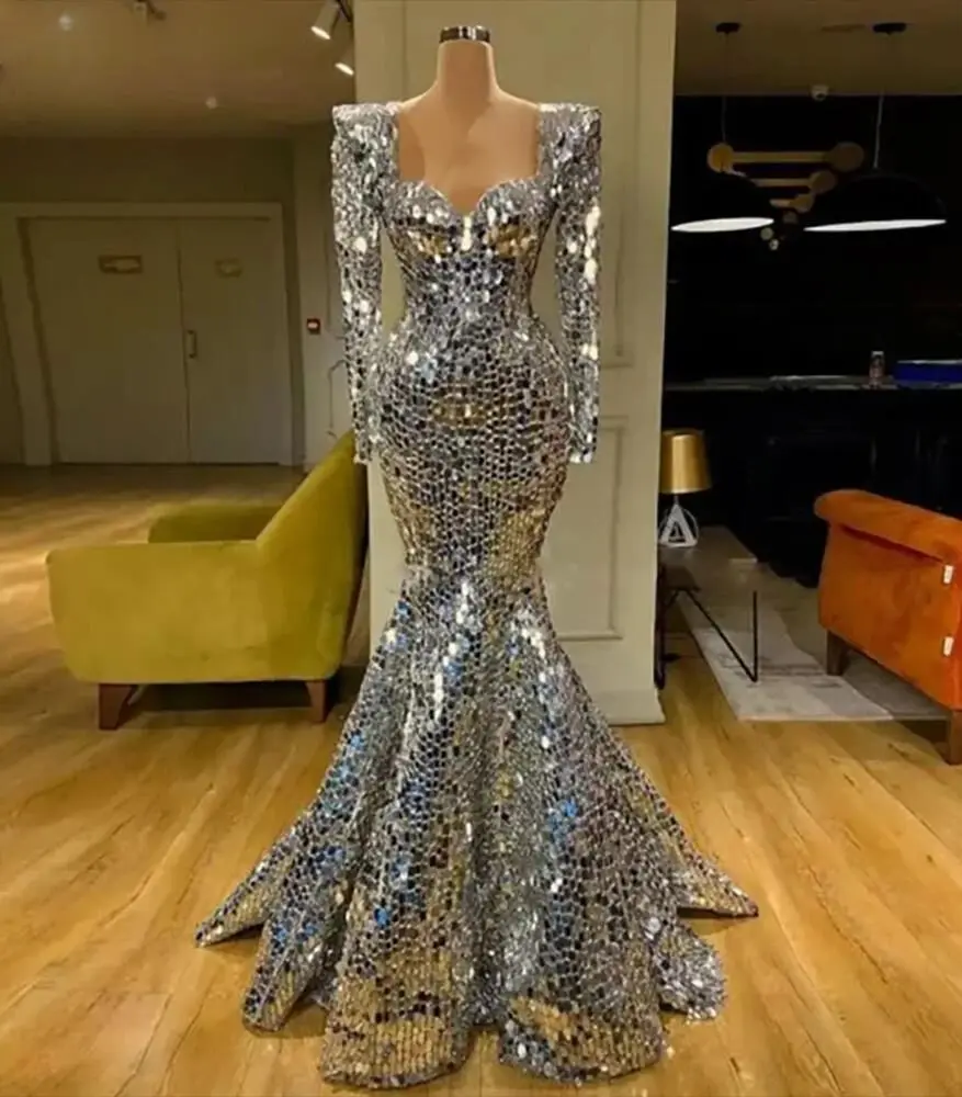 

Gorgeous Full Crystals Formal Evening Dresses 2023 Sparkly Silver Dubai Prom Celebrity Party Gown Vestido De Noche