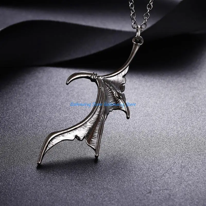573B 2 Pcs Punk Heart Wing Necklace for Him & Her Vintage Bat Wing Heart Pendant Couples Necklace Set Valentine's Day Gifts