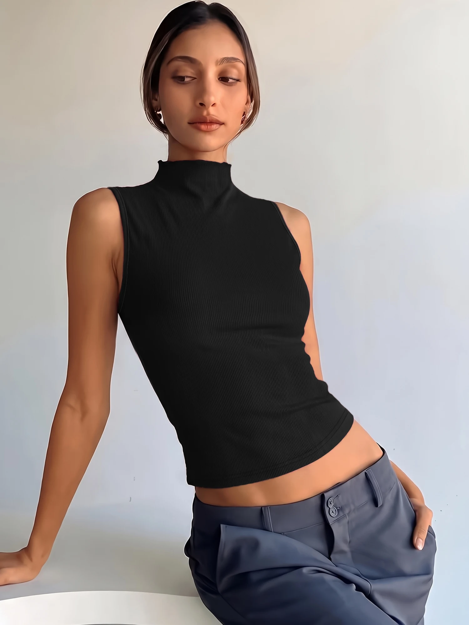 Outdoor‑Ready Textured Knit Shirt, Fringed Mock‑Neck Sleeveless Top for Garden Picnics & Small‑Town Sightseeing