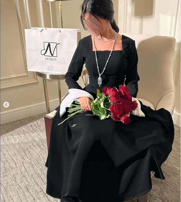 Saudi Elegant V-Neck Prom Dress Black Evening Party Dresses Mermaid Floor-Length Satin Formal Occasion Wedding Party Dresses