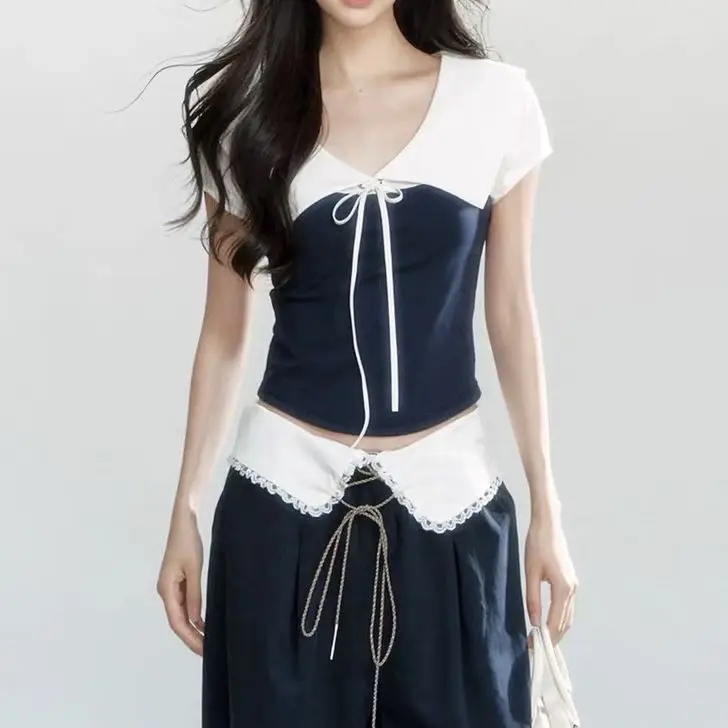 Uniquely Designed Summer Loose Casual Versatile Thin T-Shirt with Navy Blue Stitching for Women Wearing Short Sleeves