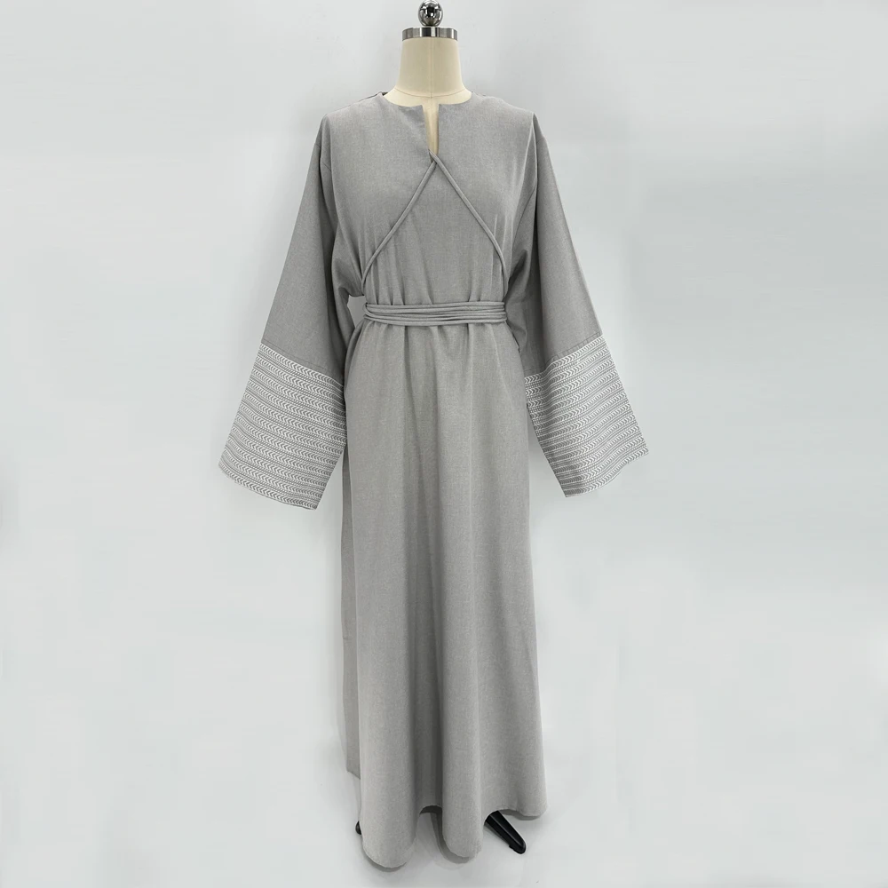 2024 New EID Abaya Designs Women Muslim Modest Abaya V Neck Embroidery Kimono Abaya Dresses Islamic Clothing Belted Dress Robes