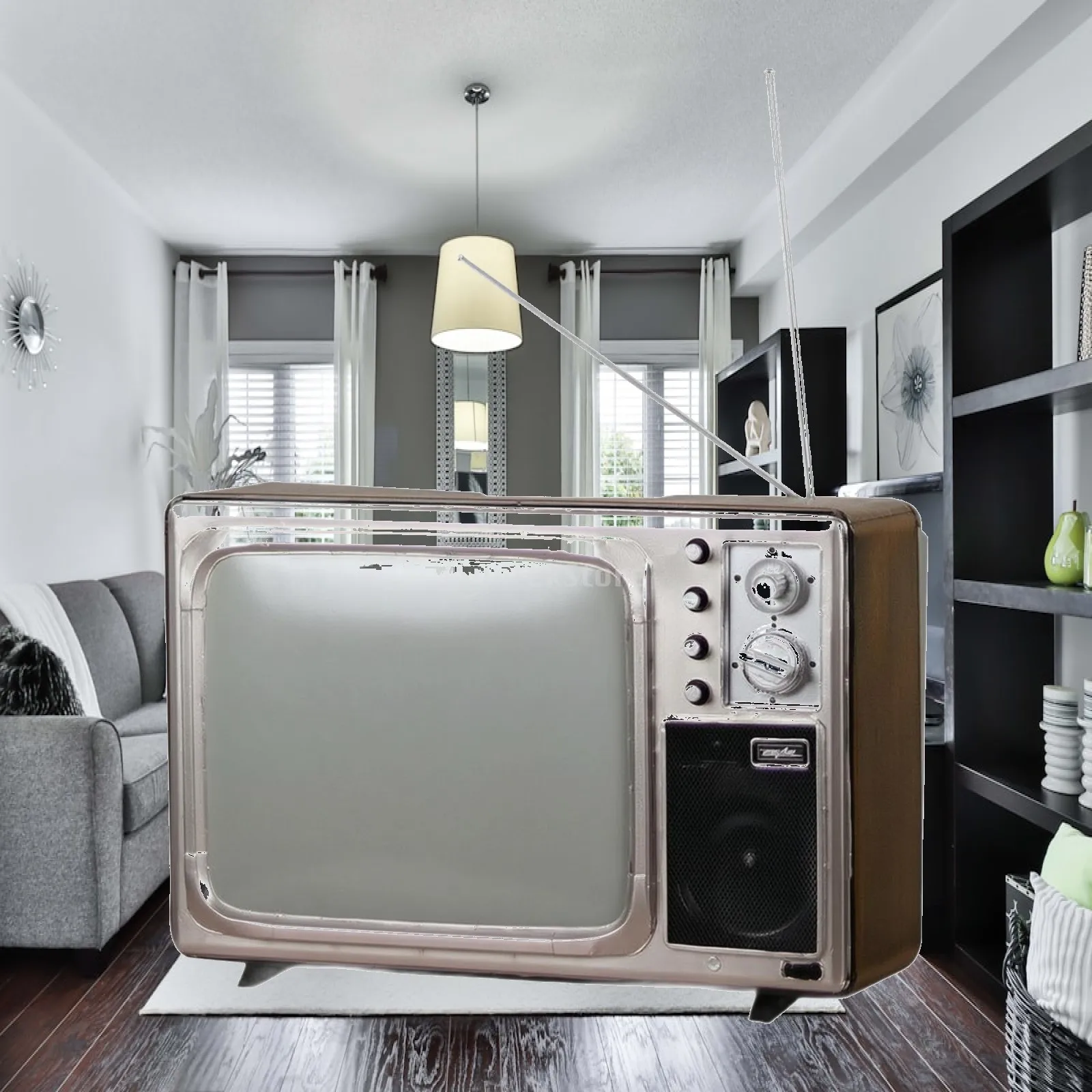 Retro TV Model with Antennas Woodgrain Vintage Television Ornament Television Ornament Antique Sculpture Collectible