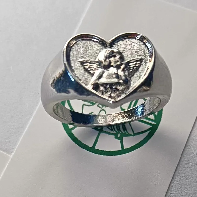 Classic Heart Shape Carving Angel Rings for Women Girl's Silver Plated Metal Rings Cocktail Party Jewelry Accessories