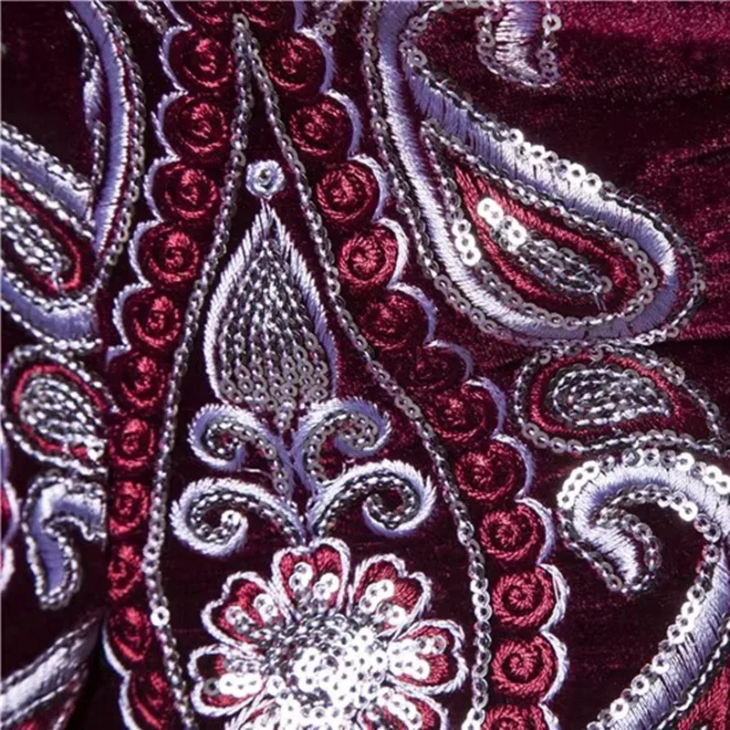 Men's Bluevelvetblazerfeaturingpaisleyembroideryand Beadworkastylish Formaljacket Suitable for Partiesand WeddingsEuropeansizing