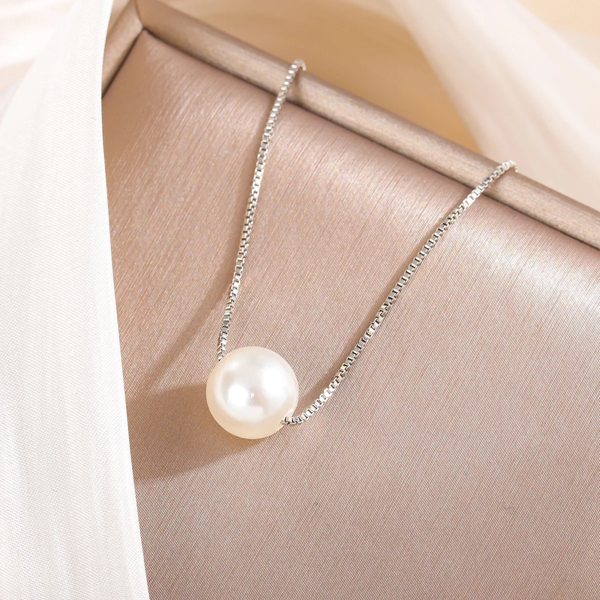 

Короткое модное ювелирное украшение из стерлингового серебра 925 пробы с жемчужным шариком, простое и красивое, цепочка на ключицу, кулон-ожерелье XL257