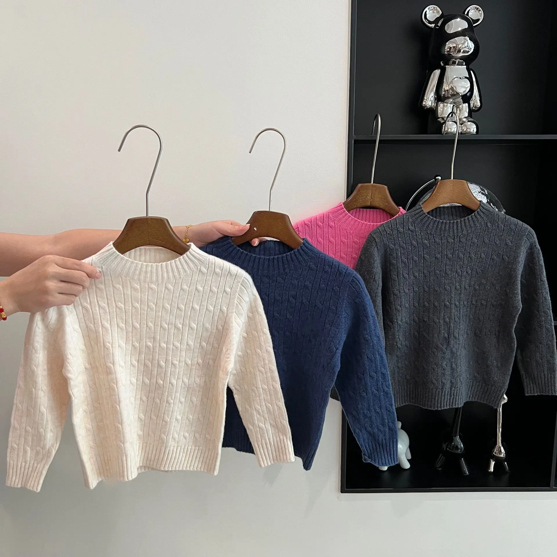 

2025 Girls Casual Knitted Sweater Spring and Autumn New All-match Fashion Solid Color Simple Casual Knitted Undershirt