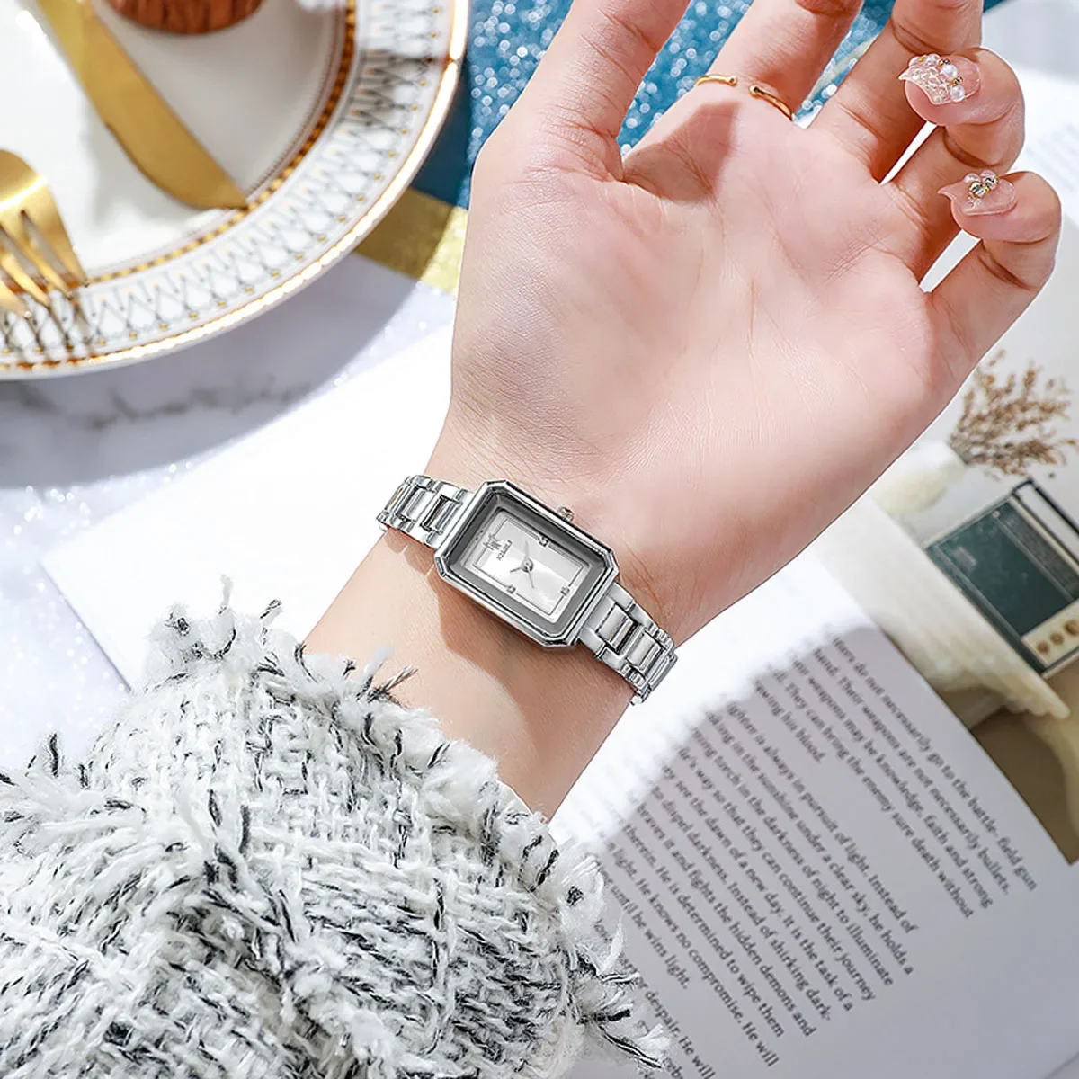 1pc-Rectangular Rhinestone Women's Steel Strap Watch, Simple and Versatile Square Women's Watch, Quartz Watch