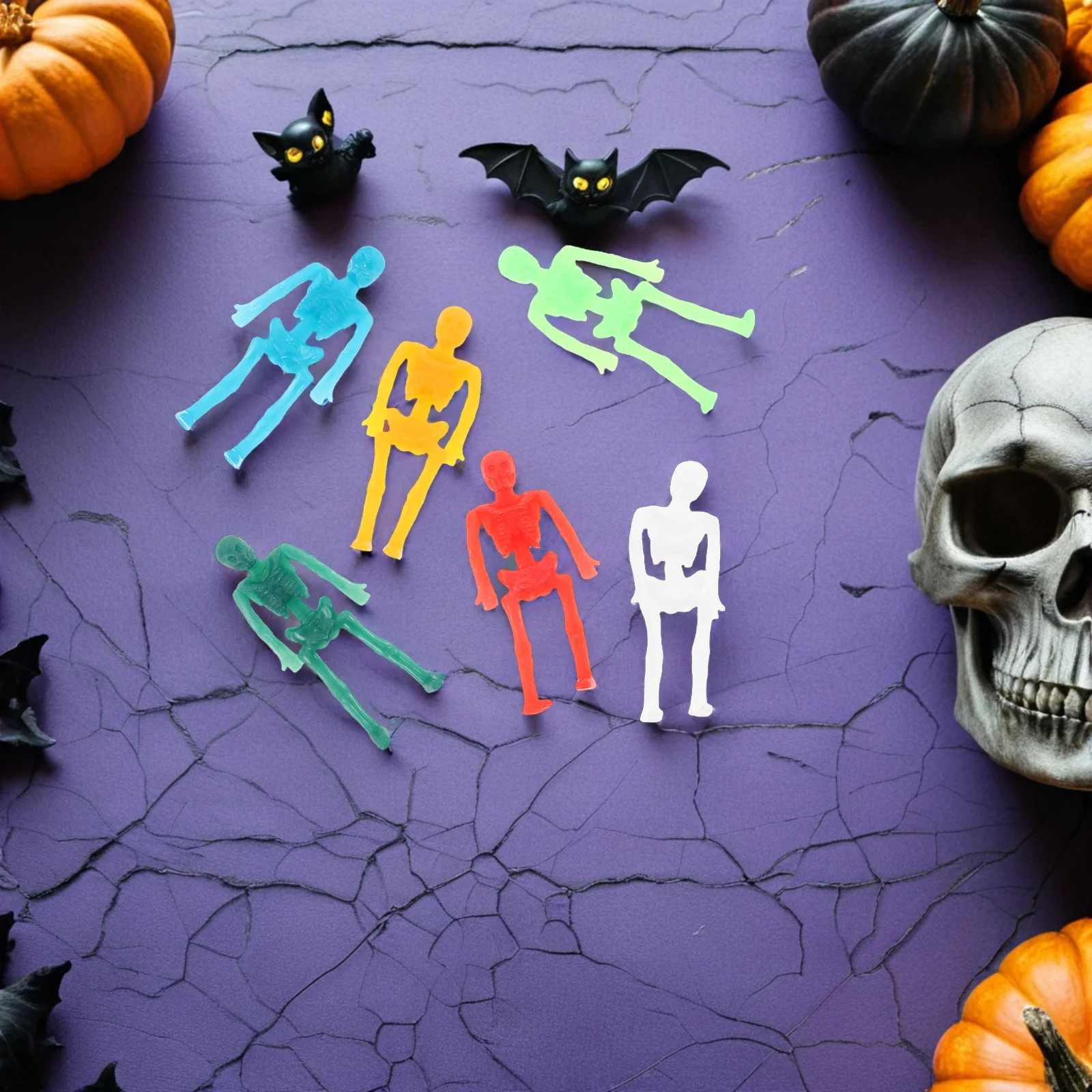 

40 PCS Elastic Telescopic Man Halloween Party Favors Statue Mini Skeletons Figurine Tpr Practical Jokes Little