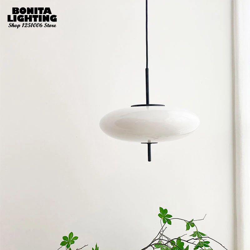 Luces colgantes de OVNI de Diseño Danés para comedor, lámpara colgante de cable de varilla de vidrio larga ovalado blanco lechoso nórdico moderno, dormitorio