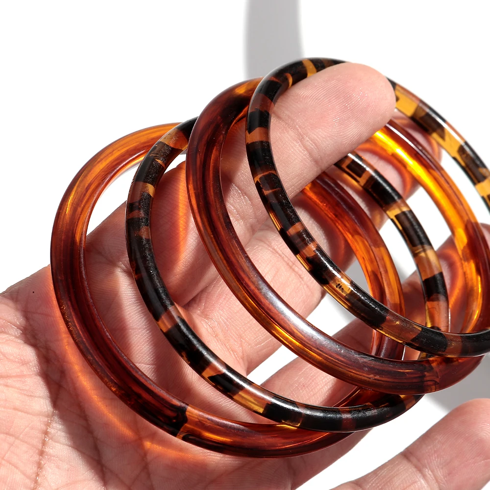 New Amber Leopard Thin Round Acrylic Bangles for Women Statement Resin Geometric Stackable Bracelets Retro Jewelry Gifts view 5