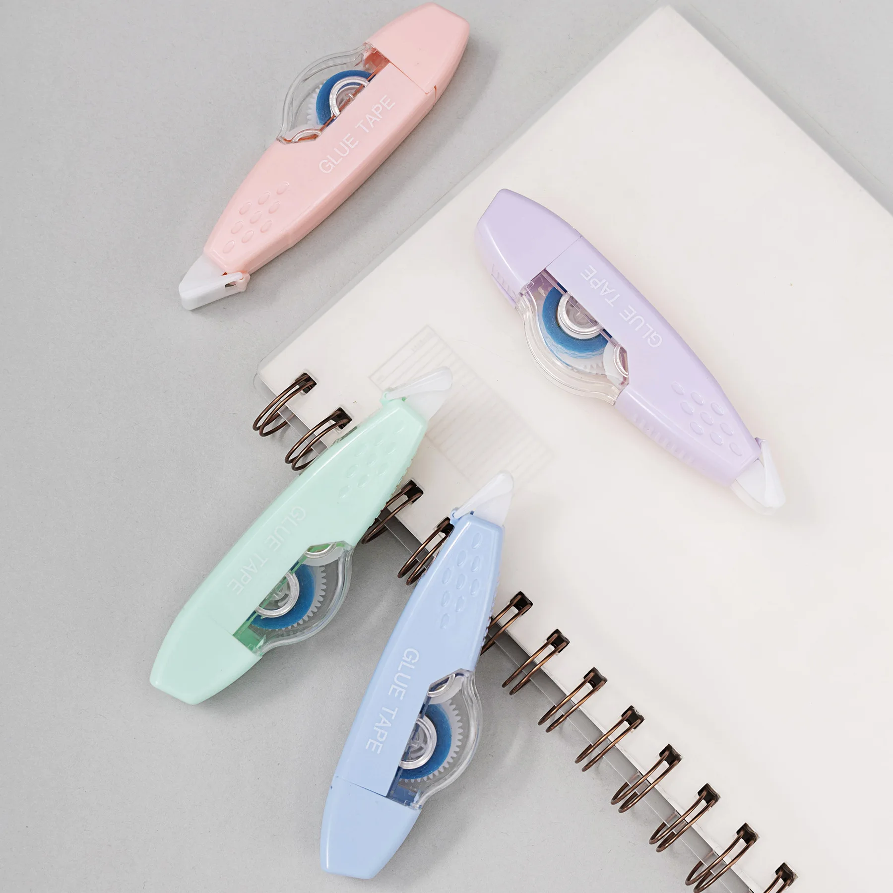 Cinta dispensadora de doble cara, núcleo interno reemplazable, suministros de papelería escolar para álbumes de recortes, cinta enrollable, 4 Uds.