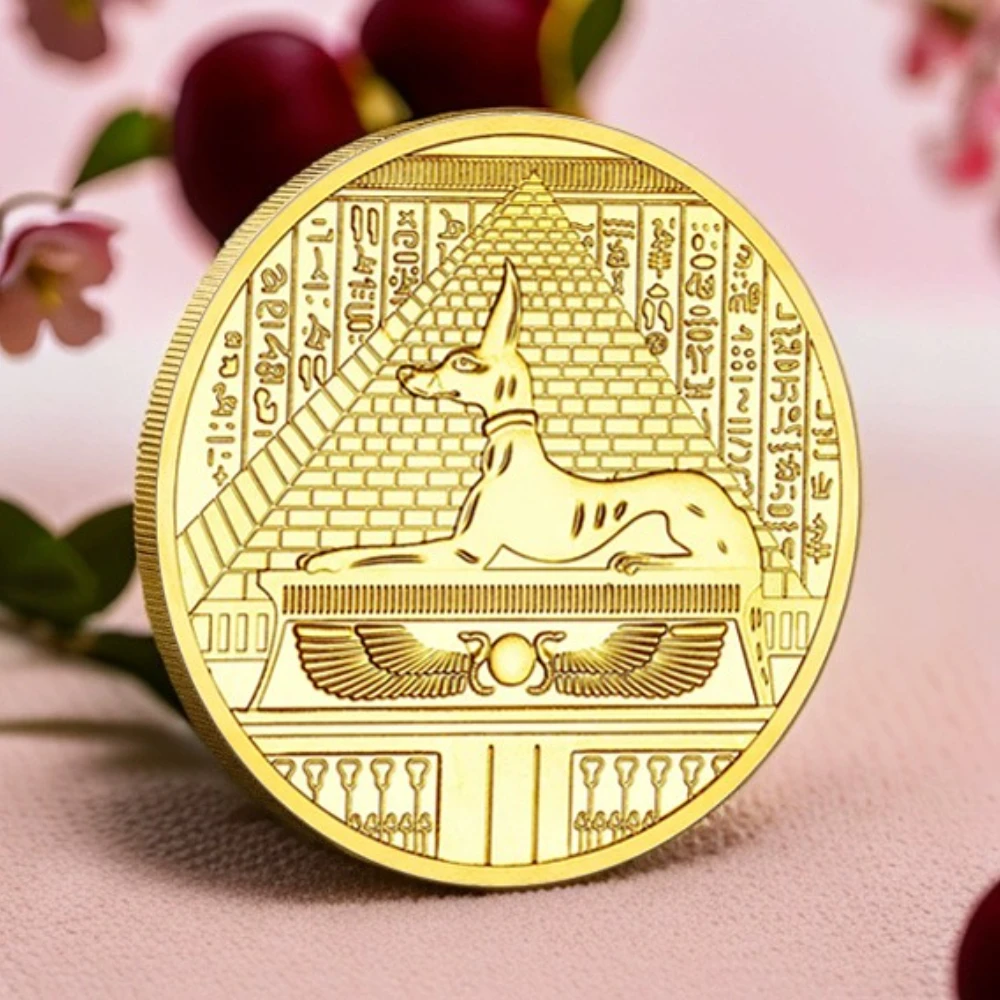 رأس الكلب الله أنوبيس عملة تذكارية مصرية قديمة حارس الموتى ميدالية الهرم عملة قابلة للجمع