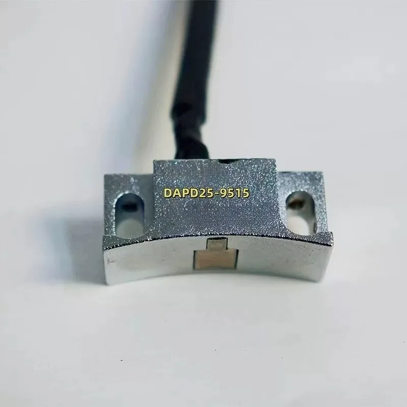 

Прецизионный магнитный энкодер шпинделя Yunnan Machine Tool CK6150, считыватель KOSEND CK530, головка считывания DAPD25-9515