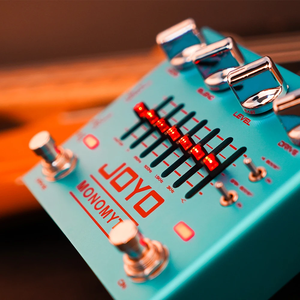 JOYO R-26 MONOMYTH Bass Preamp Pedal Independent Overdrive Channel with Treble & Gain Boost Built-in Cab Simulation view 6