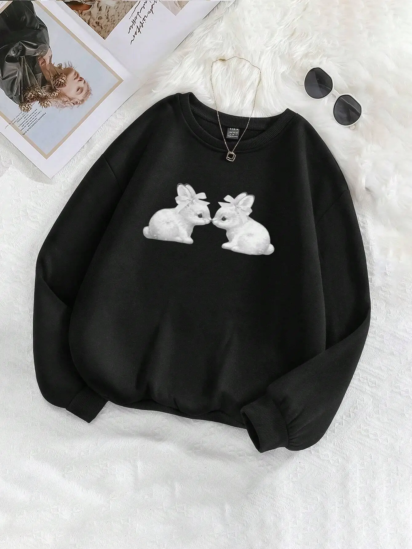 Street Women Sweatshirts Kawaii White Bow Rabbit Printing Hoodies Comfortable All-Math Pullover Crewneck Loose Female Tops