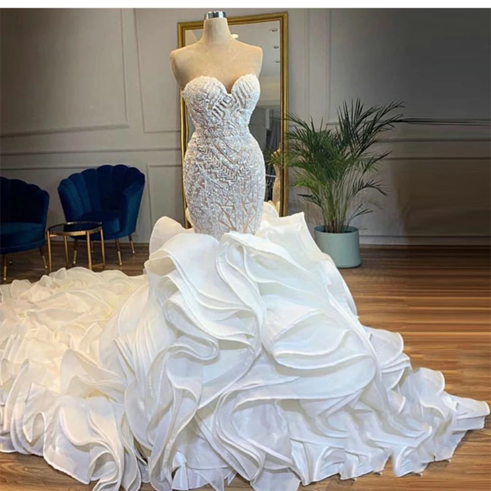 

2024 Elegant Mermaid Wedding Dress Sweetheart Lace Appliques Beading Ruffle Satin Wedding Long Gown Robe De mariée