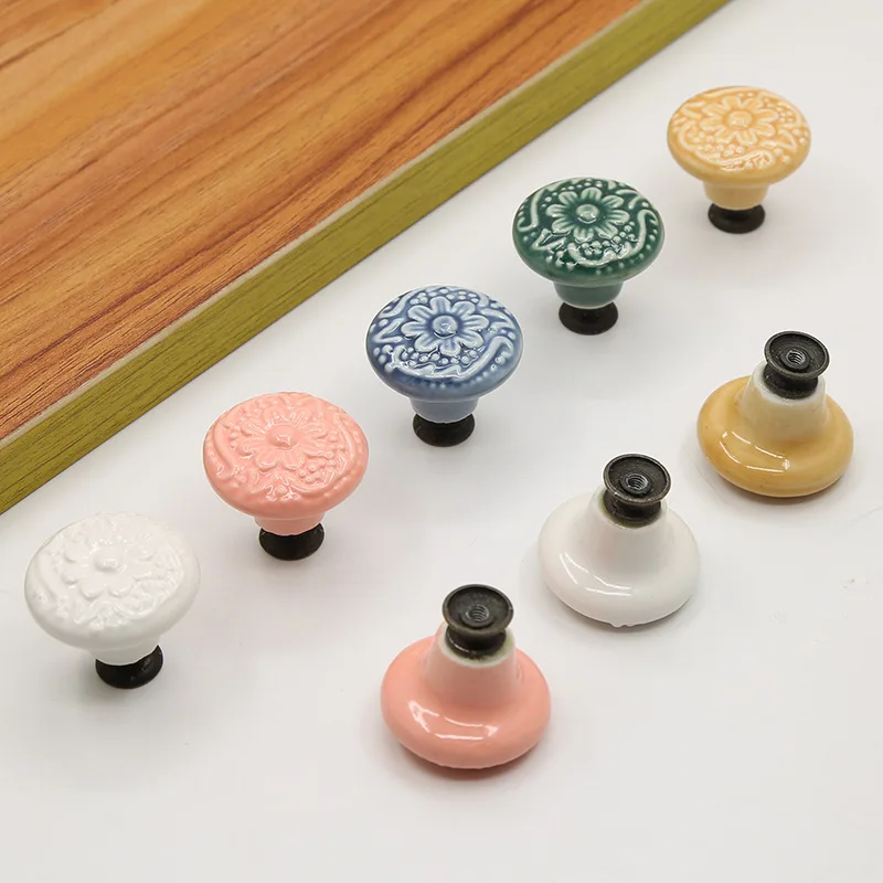 Relief Color Single Hole Round Ceramic Furniture Handle Antique Cabinet Wardrobe Door Ceramic Drawer Handles Cupboard Pulls