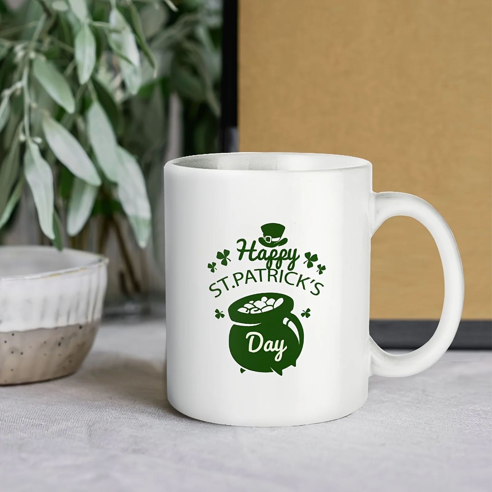 

1pc, 11oz Happy St. Patrick's Day Coffee Mug - Green & White Design with Top Hat, Shamrocks & Pot of Golden - Perfect Graduation