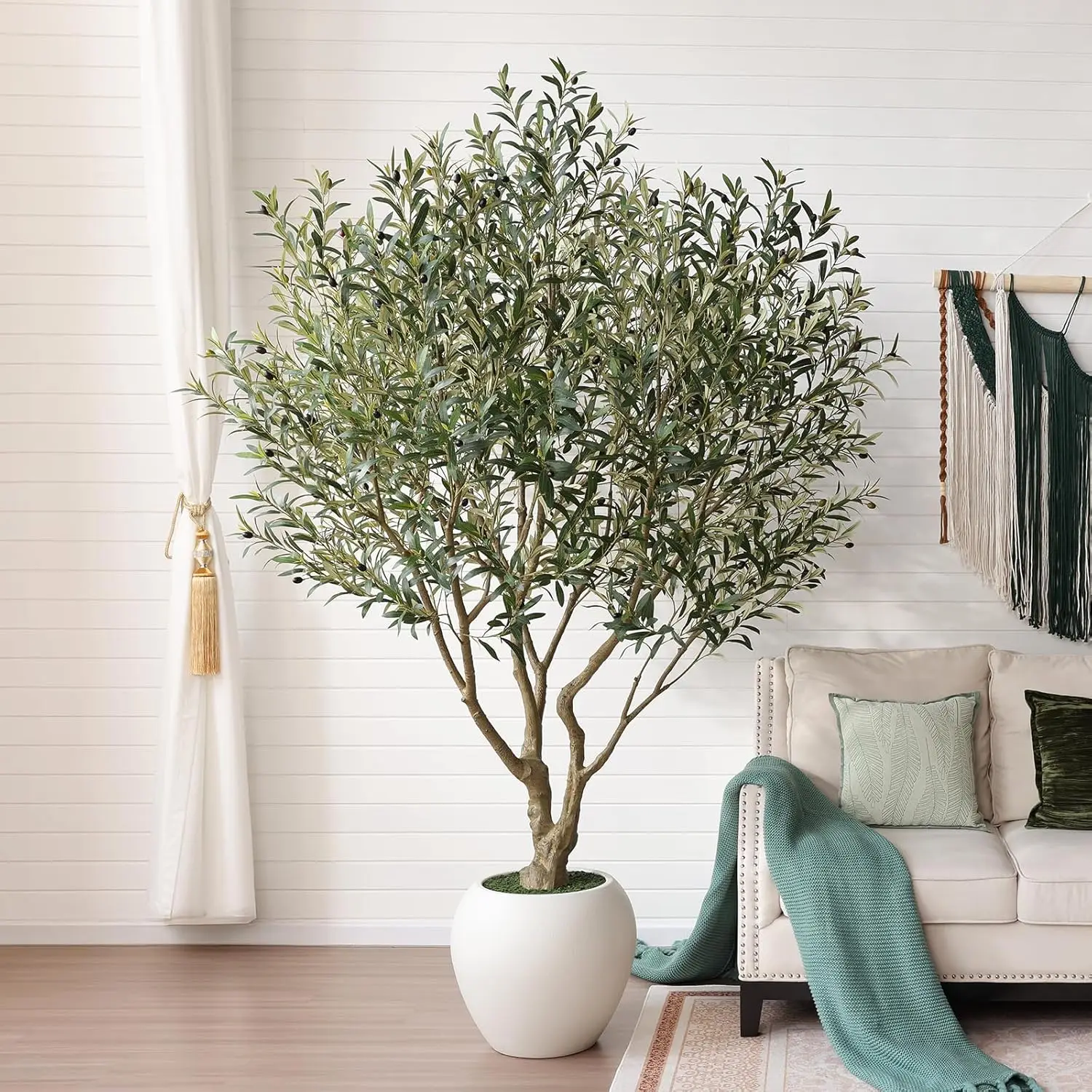 Olivo artificial de 8 pies, planta sintética para decoración del hogar, maceta blanca grande con hojas de seda realistas, resistente a los rayos UV y sin mantenimiento