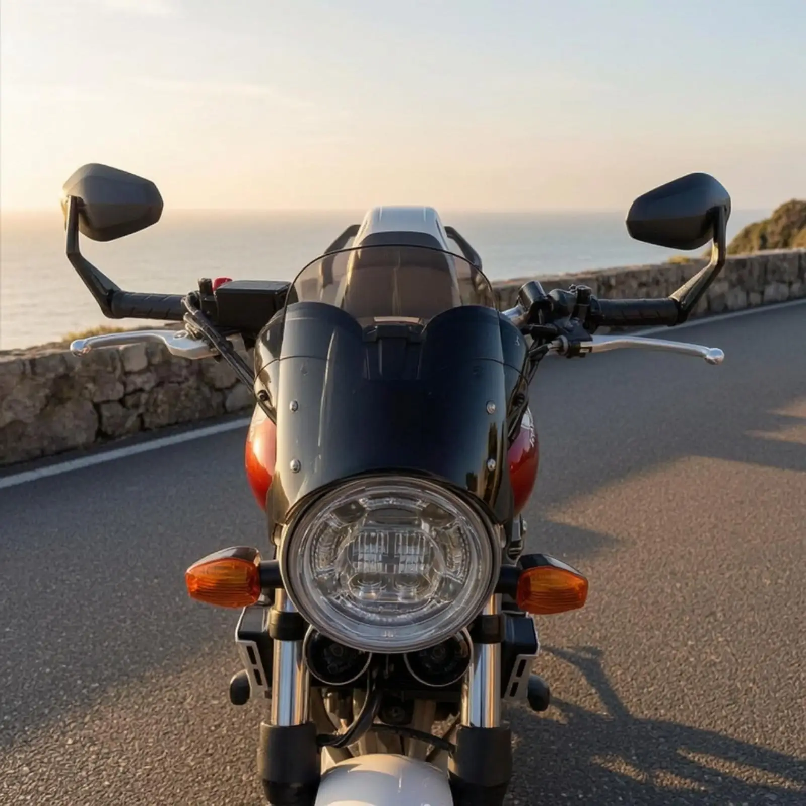 Motorcycle Windshield with Bracket Smoked Motorcycle Windscreen with Bracket Compact Retro-Retro-Style for Motorcyclists