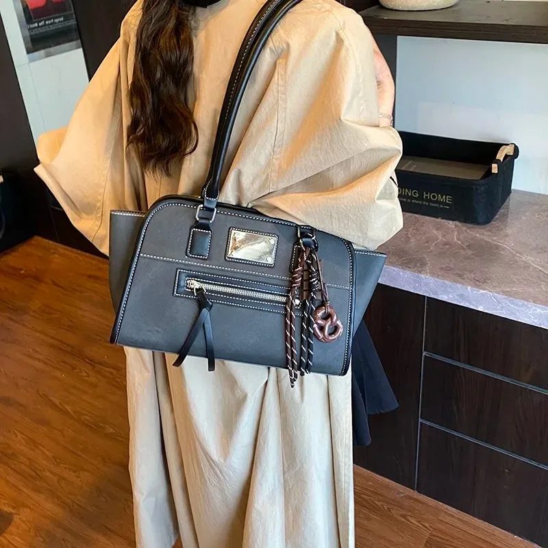 حقيبة حمل الخريف الجديدة لعام 2025 - محفظة كروس/تحت الإبط للنساء، حقيبة عمل واسعة، أساسية للتنقل الأنيق