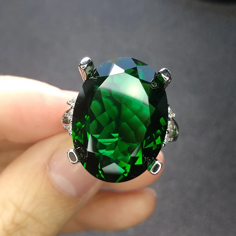 Hot Sale Imitation Emerald Ring European and American Low Luxury Egg Shaped Topaz Diamond Ring Couple Yellow Tourmaline Ring Who