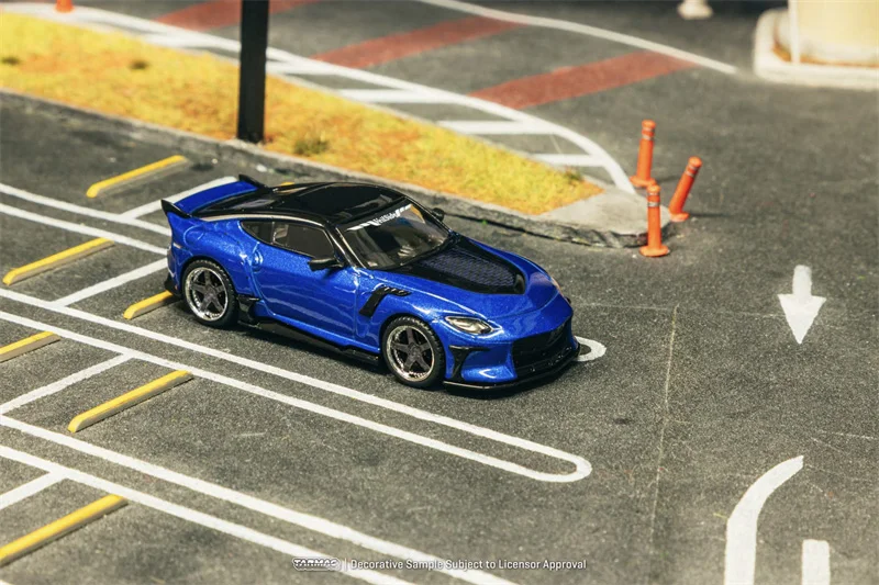 Prévente Tarmac Works 1:64 VeilSide FFZ400 Fairlady Z modèle de véhicule en alliage bleu