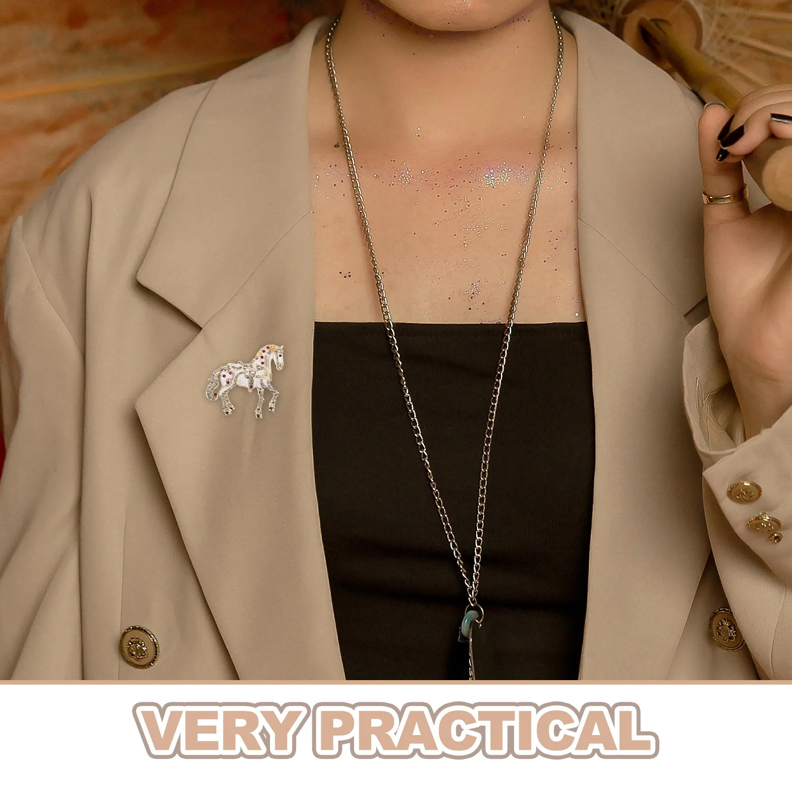 

Rhinestone Horse Brooch Chinese 2026 New Year Enamel Running Horse Lapel Pin Vintage Zodiac Animal Pin Badge 2026 Jewelry gifts