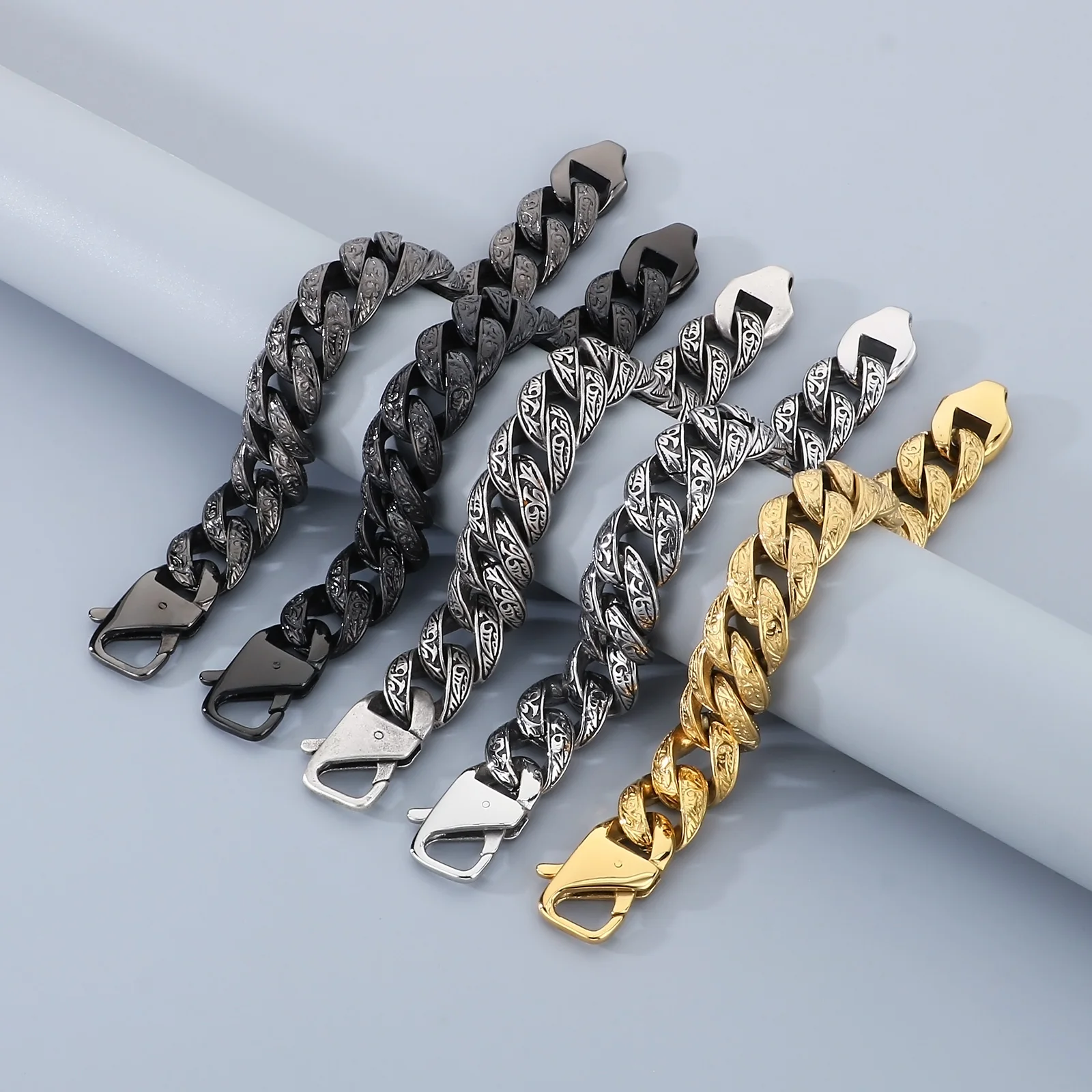 18mm Cuban Chain Bracelet With Ancient Patterns  - Stainless Steel 316L - KB111163-BD