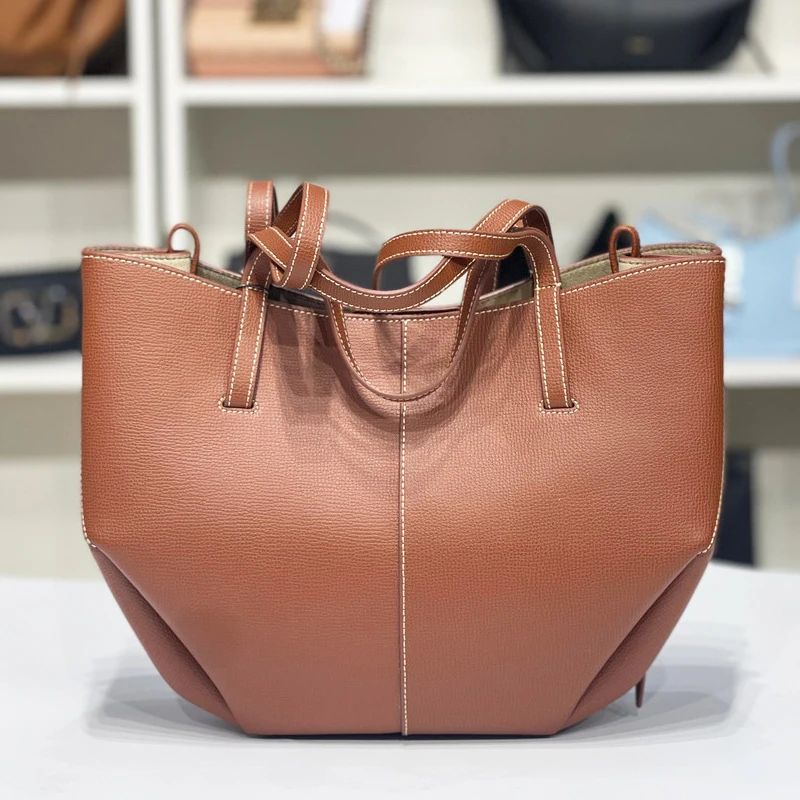 

Сумки-тоут с крыльями для женщин. Роскошные дизайнерские сумки. Кошельки. 2025 года. Новые сумки из искусственной кожи с внутренним карманом. Подмышками. Покупки на плечо.