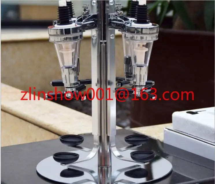 

Rotating four-head pour wine dispenser 4-head red wine dispenser wine dispenser
