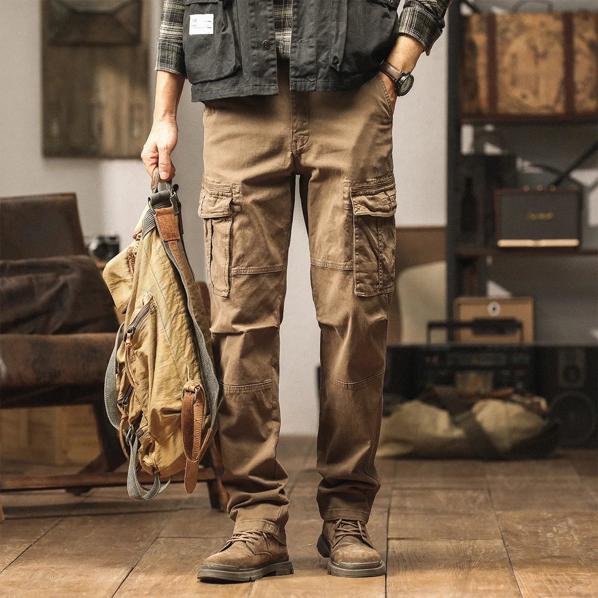 2026 New American Retro Multi Pocket Straight Leg Men Pants Cotton Casual Baggy Outdoor Cargo Pants for Men Streetwear Trousers