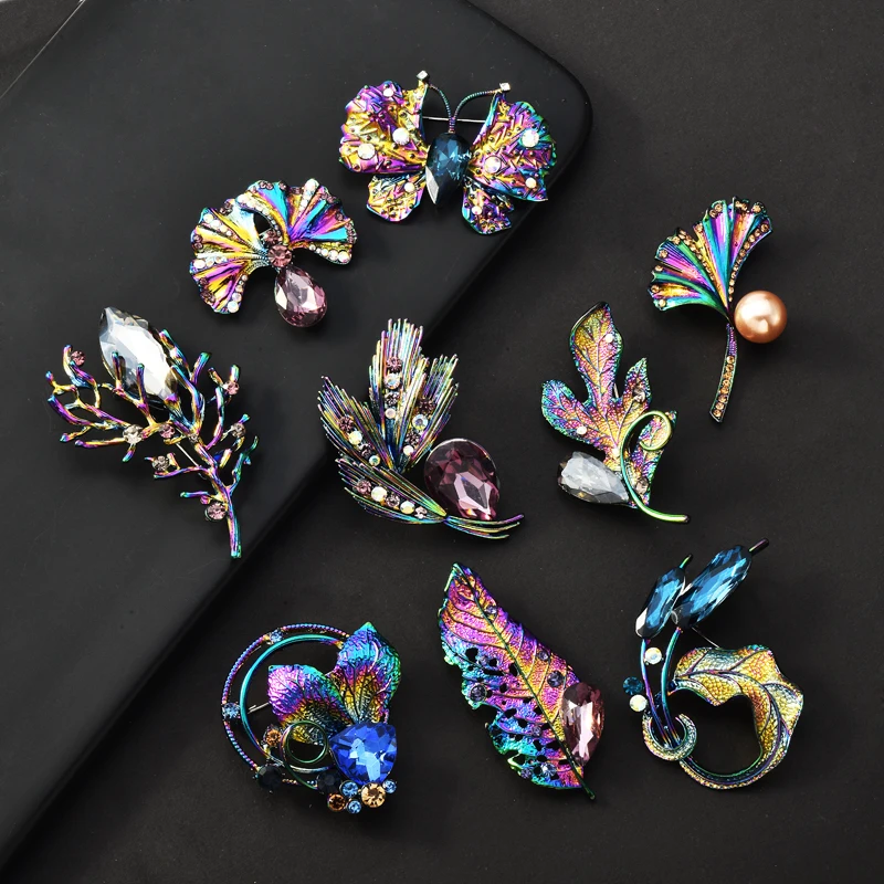 Wuli&baby Many Design Flowers Beautiful Brooches For Women Metal Rhinestone Plants Party Office Brooch Pins Gifts