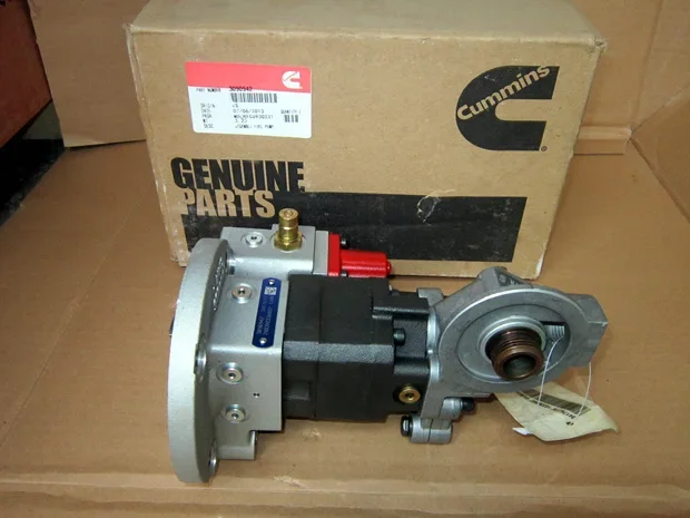 Diesel Engine Parts 3090942 3417677 3417674 4954876 Fuel Pump For Cummins L10 ISM QSM M11 Engine