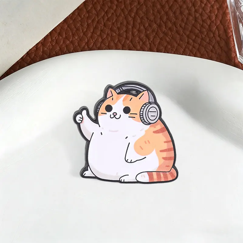 Cute Knight Frog Enamel Pins Weightlifting Capybara Strawberry Robber Yarn Ball Cat Animal Brooches Lapel Badge Jewelry Gifts