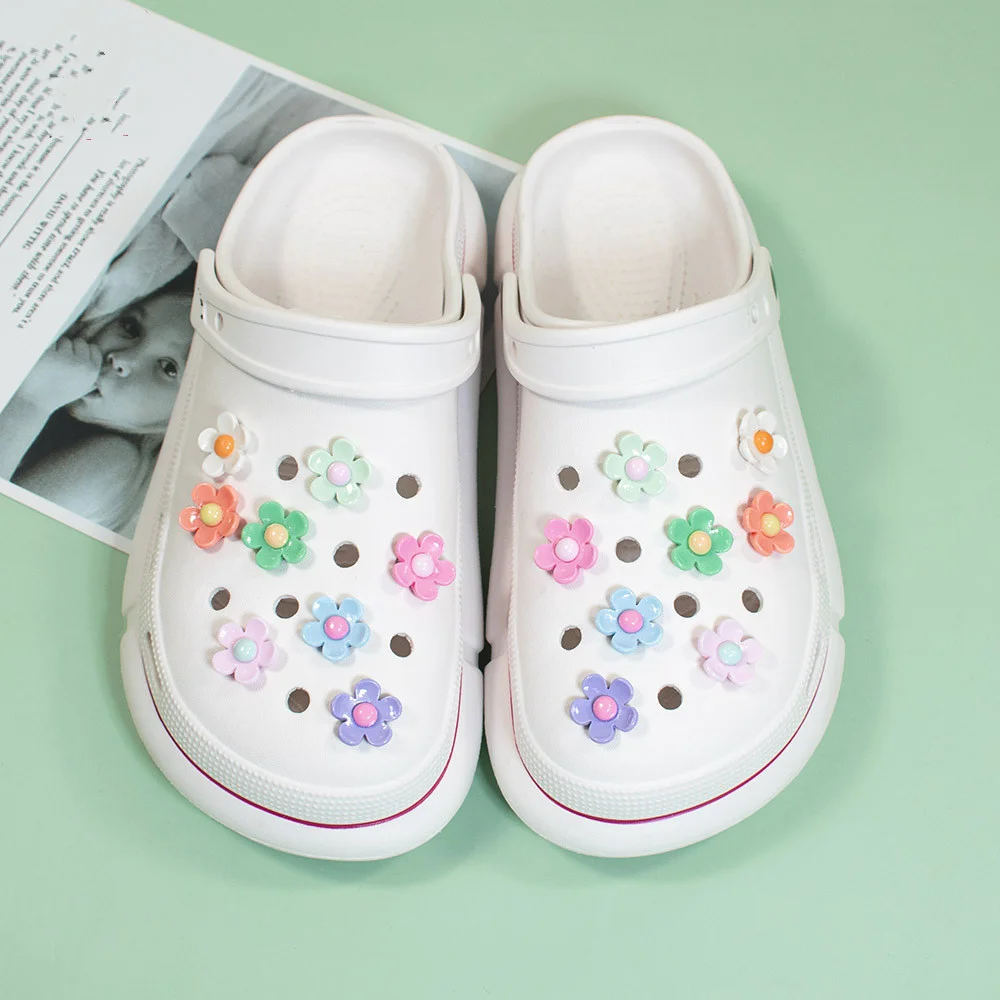 Aksesori sepatu lubang bunga Daisies warna-warni Aksesori gesper sepatu bunga 5-kelopak lucu dekorasi sepatu bunga DIY