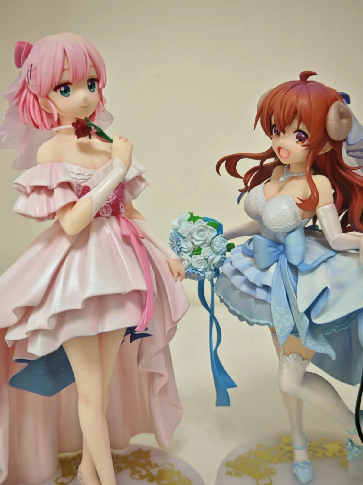 【TM】In Stock  MEDICOS-E Machikado Mazoku Chiyoda Momo And Yoshida Yuko Wedding 1/7 Figures Model Toy Gift Collection Ornament
