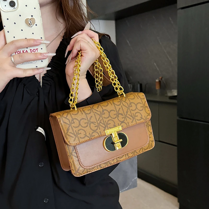 

​​Seamless Integration Female Bag Handbag Midsize Work Bag Fluid Transition Between Professional Settings​​