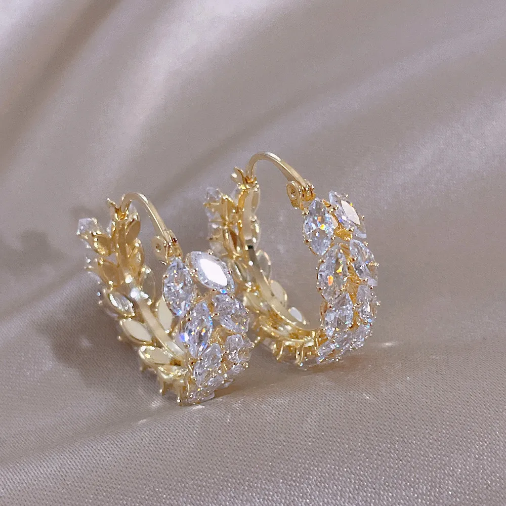 2024 Korean New Design Circle Earrings Luxury Shiny Full Zircon Wheat Hoop Earrings for Women Fashion Party Jewelry Accessories