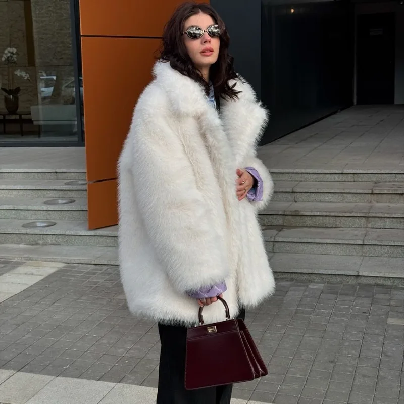 Tuularose الصلبة فو الفراء التلبيب معطف المرأة الفاخرة التدرج اقتصاص رقيق الفراء سترة معطف الشتاء رشاقته ملابس خارجية شارع العليا