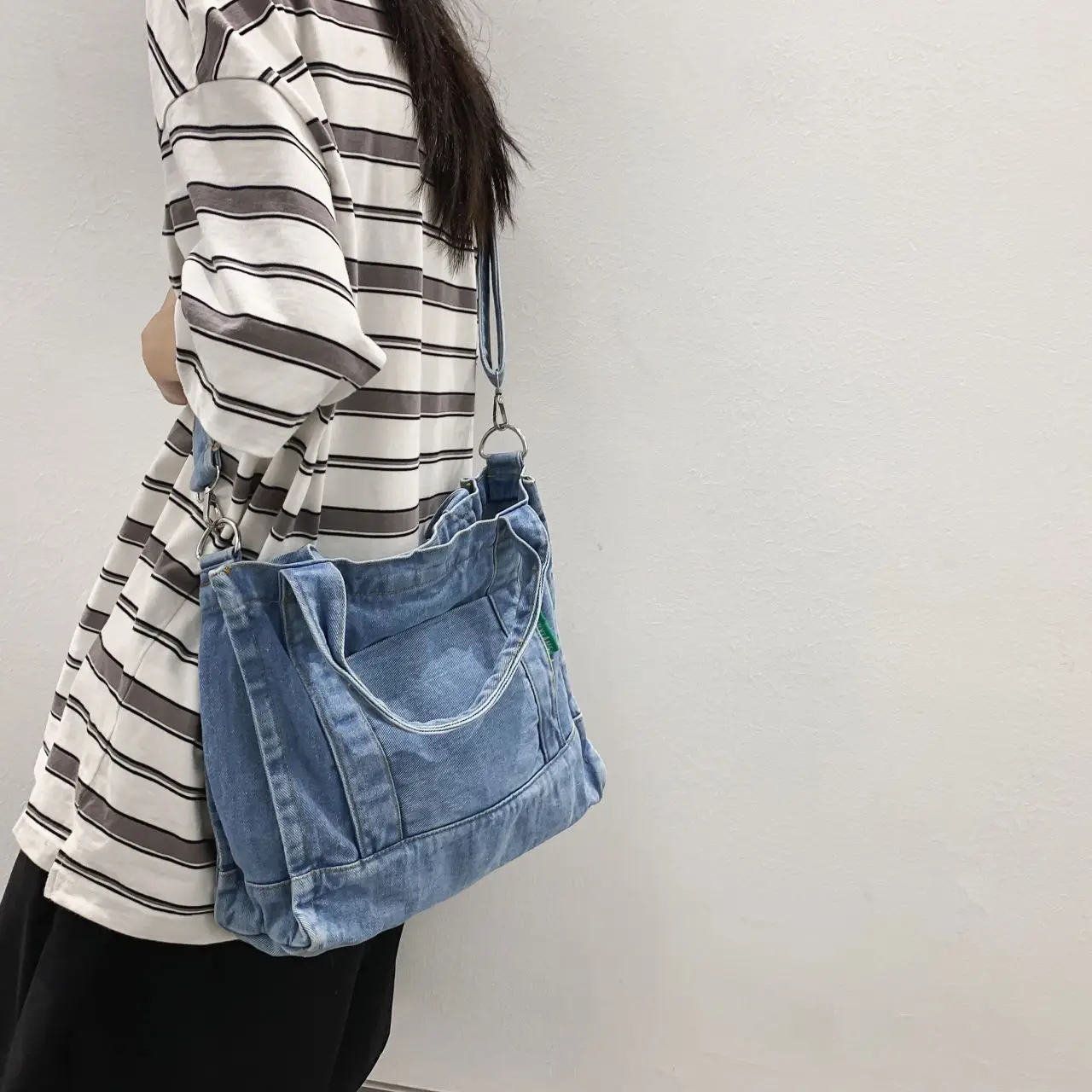 Denim Crossbody Bag Casual Tote Shoulder Bag Purse Blue Jean Bags Women and Men Canvas Bag