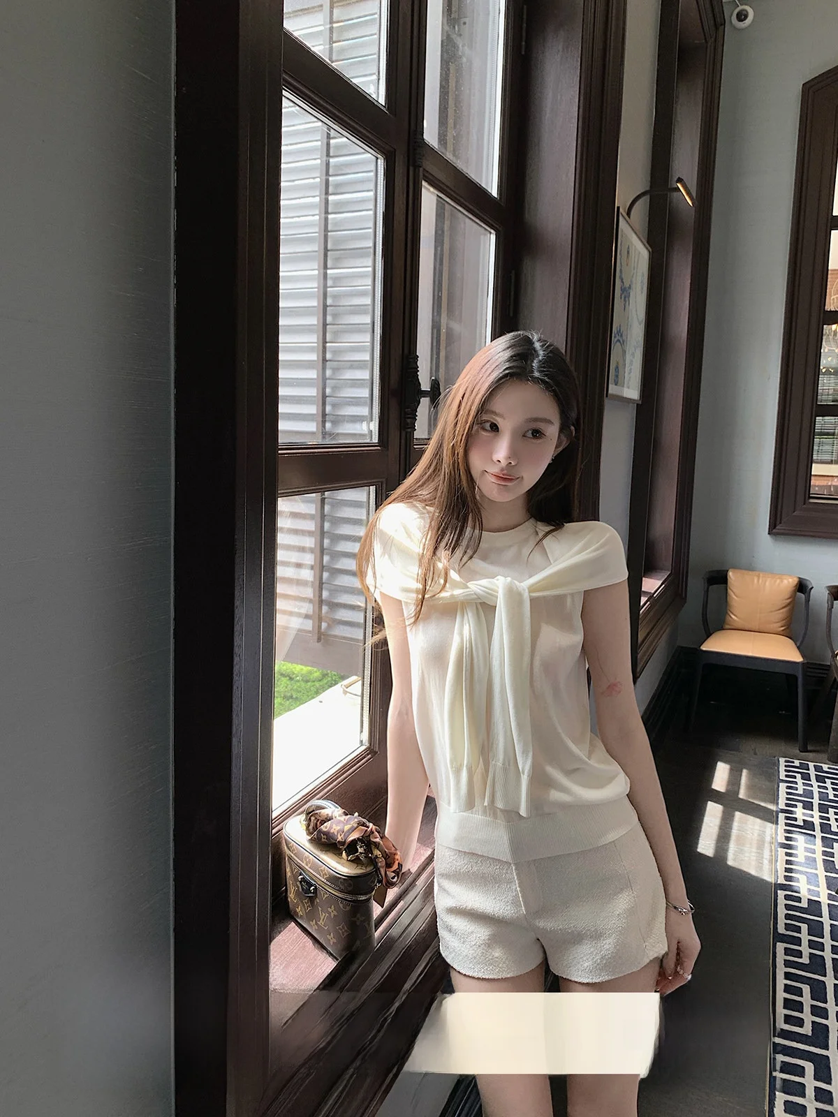 

White round Ne Tie Dye Svel Women's Top Ice Spring Design Comfortable Korean Sle Loose Fit Long Sve irt