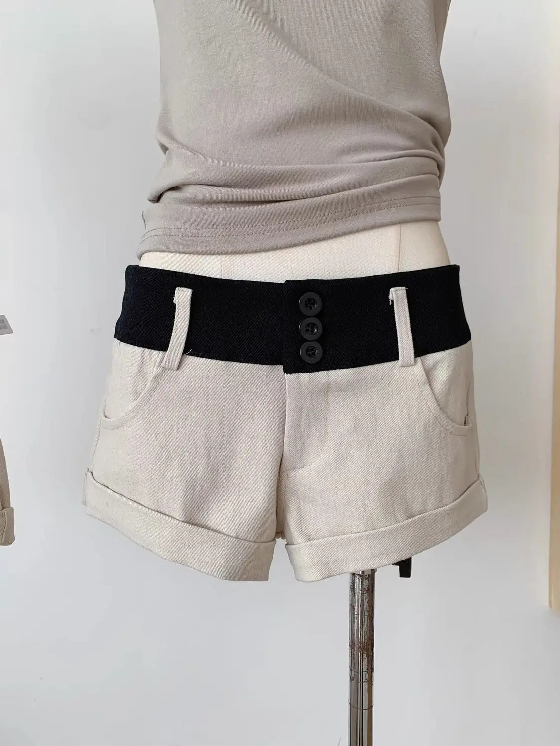 Street Contrast Low Waist Shorts Women's Outer Wear Summer New Spice Girl Hip Pants Super Shorts Hot Pants