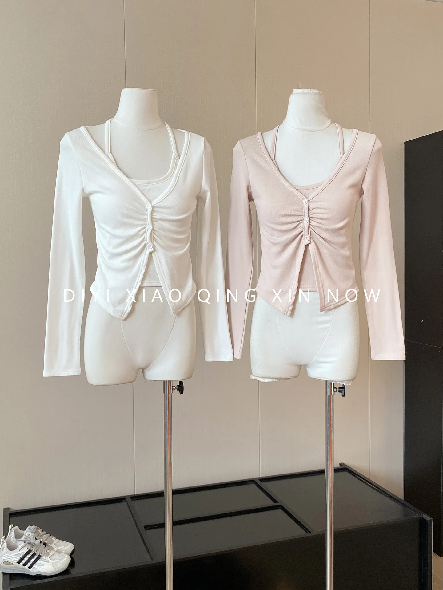 Korean Style Gentle Fake Two-Piece Neckline Women's Autumn Spicy Girl Pleated V-Neck Short Long Sleeve Slim Fit Knitted Shirt