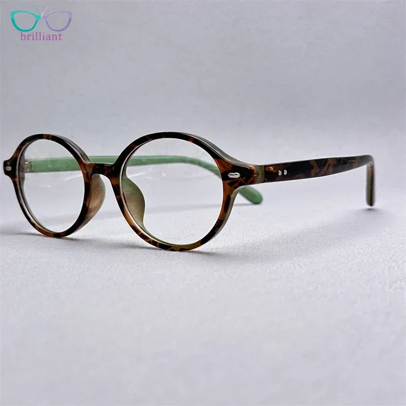 Ultra Light Tortoiseshell Bookworm Oval Small Frame Retro Women Glasses Frame Can Be Paired with Anti Blue Light Myopia Eyeglass