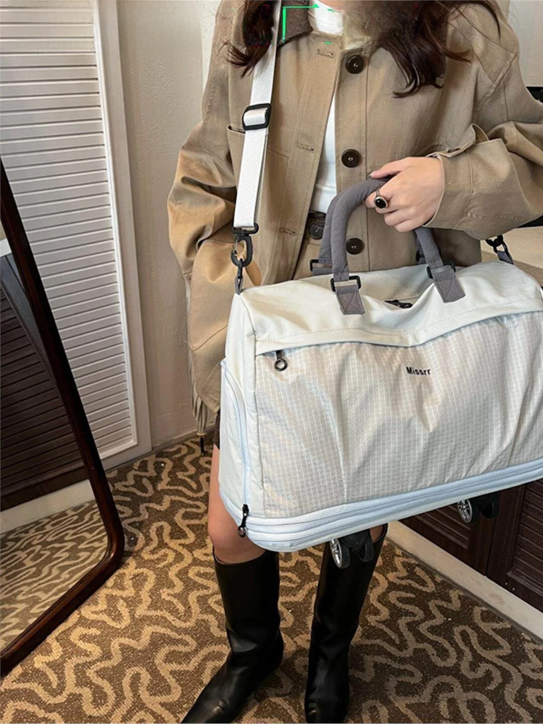 multi-functional-fitness-travel-bag-large-capacity-double-layer-expandable-luggage-bag-with-wheels-for-short-trips-unisex