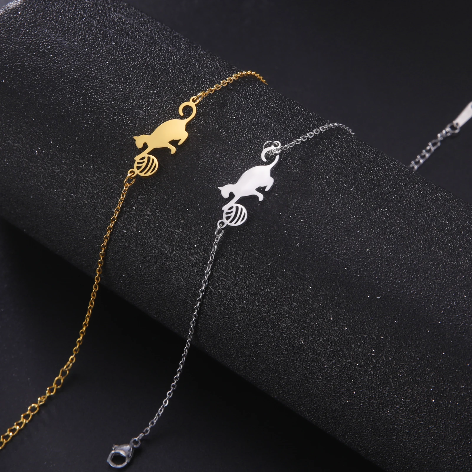 Kkjoy Bohemian Stainless Steel Gold/Silver Color Cat Playing A Ball Chain Anklet For Women Animal Foot Beach Summer Jewelry