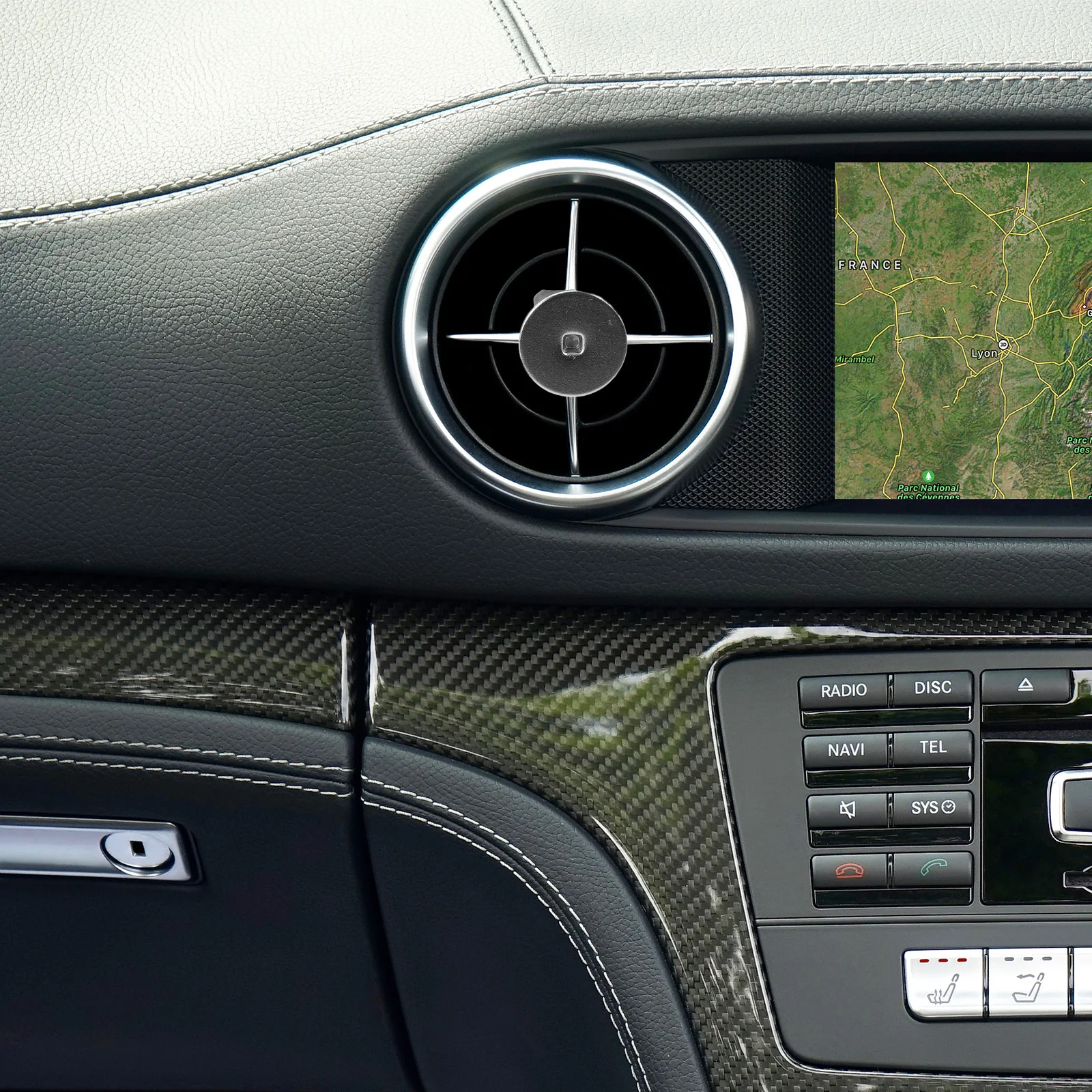 

20Pcs Car Vent Clips Metal Durable Reusable for Conditioner Outlet Freshener Holder Car Interior Aroma Diffuser Clip